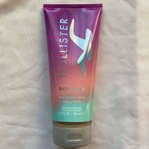 Hollister - Exfoliating Body Wash
